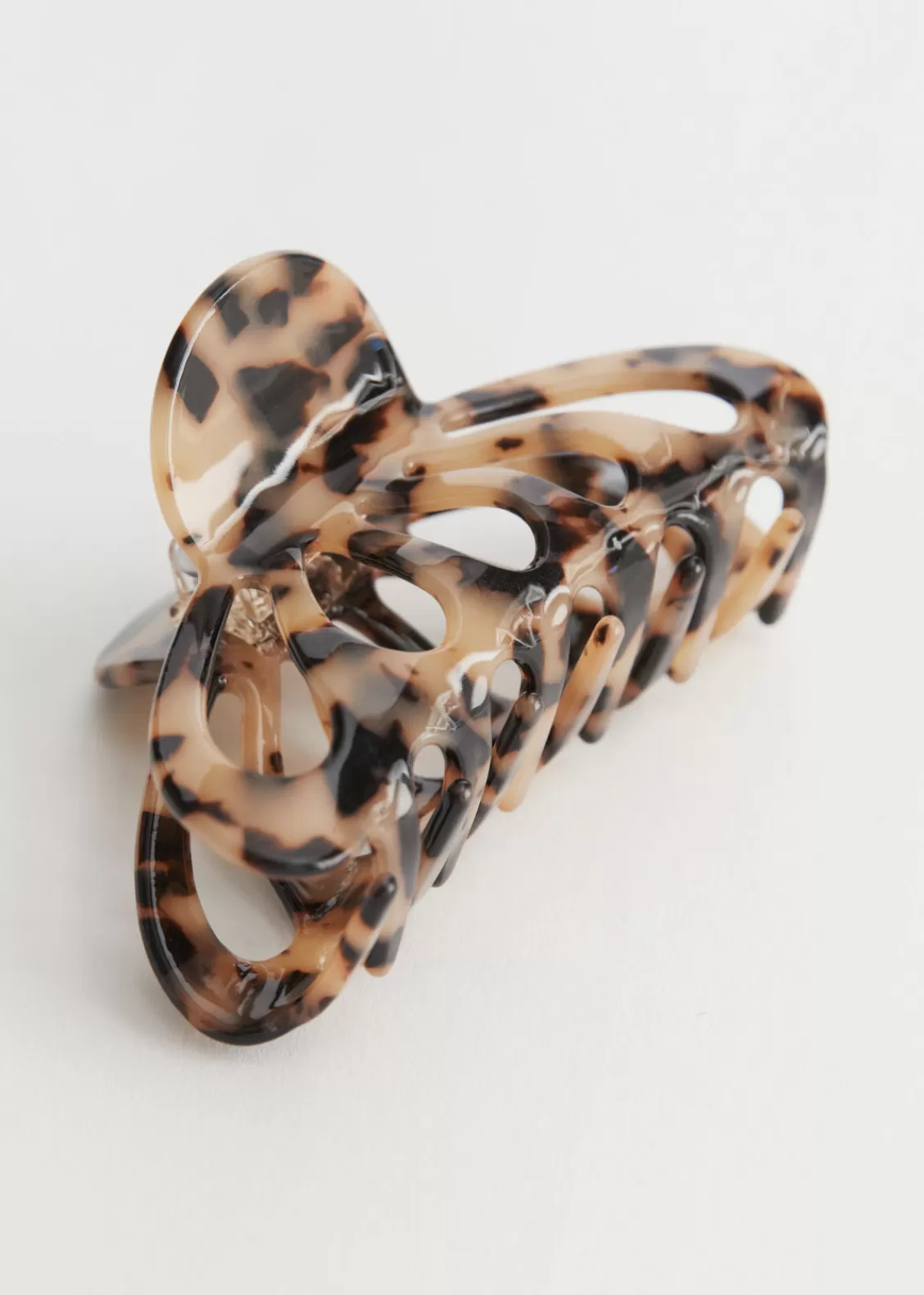 & Other Stories Hair Accessories | Butterfly Claw Clip Beige Tortoise