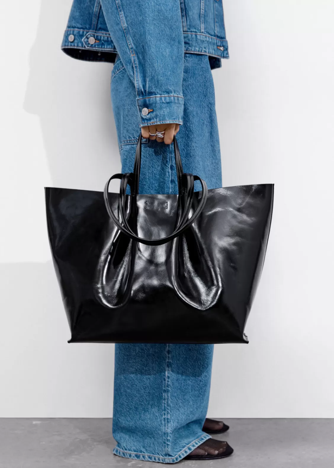 & Other Stories Totes | Large Tote Bag Black