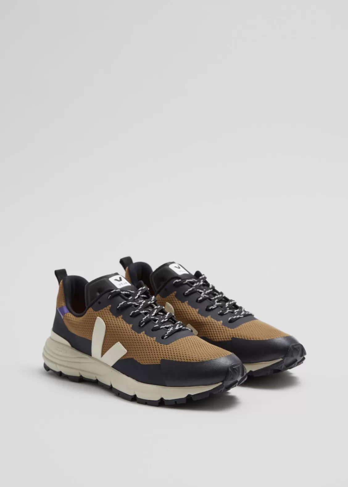 & Other Stories Sneakers | Veja Dekkan Sneakers Brown